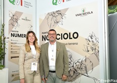 Vivai Nicola is a family business that produces Corylus avellana (hazelnut) plants and exports plants to 20 countries around the world, including Russia and Japan. In photo, Sara and Marco Nicola. 'With the new varieties we try to counteract the decrease in production due to climate change,' they inform us.
