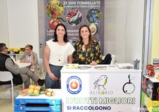 Elisa Spada and Alessandra Cuppone represent the Sapore di Romagna cooperative, which markets mainly summer fruit and kiwis.